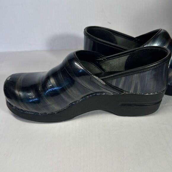 Dansko Womens Black Blue Leather Slipon mules Chunky Heel Clogs size 37 EU US - Picture 5 of 10